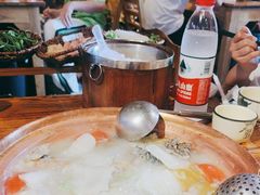 -阿婆情腊排骨火锅(金虹路店)