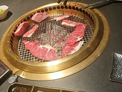 -铭牛烧肉·和牛海鲜自助(高新月牙湖店)