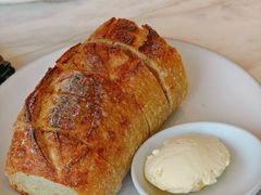 -ROAST coffee & eatery