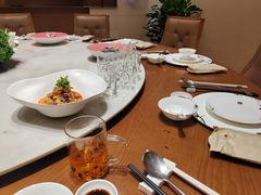 -泓历皇朝酒店(东亭店)