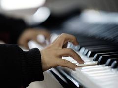 -七弦之上钢琴培训学校