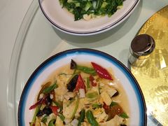 酸辣豆腐巾子-谢师酒家