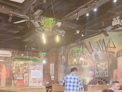 大堂-小俩口烧烤东北菜(双井店)