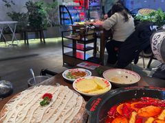 -牛市坎火锅(建设路店)