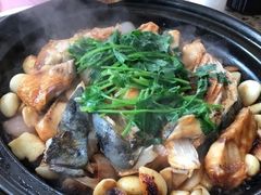 干锅焗千岛花莲鱼头-聚丰园•湖鲜餐厅(阿红私房菜梅石路店)