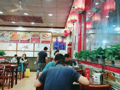 大堂-东关吉祥西安腊汁肉夹馍(健德门店)
