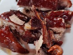 -黄记四更烤乳猪店