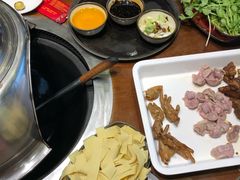 -营信刘罗锅铁锅炖(建华店)