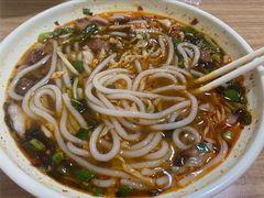-啊墨江牛烂烀米线