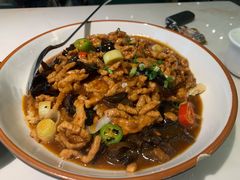 鱼香锅巴肉丝-刘胖子家常菜·蹄花焖藕(富安街店)