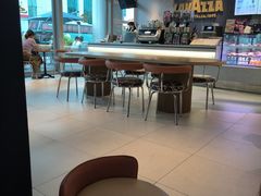 -LAVAZZA拉瓦萨咖啡(中航城君尚购物中心店)