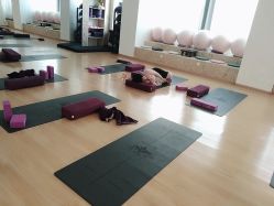 -Your Yoga Pilates·瑜伽普拉提习练室