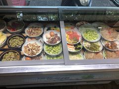 自助取餐区-何记面馆(龙泉山店)