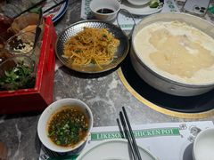 -禄婶鸡煲·打边炉
