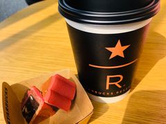 -星巴克臻选(上海合生汇1F店)