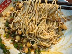 牛肉豌豆杂酱面-保儿牛肉面(万象城店)