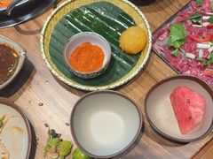 -野山舂·贵州现舂酸汤火锅(鸿通城店)