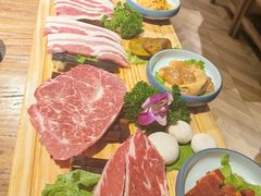 -明洞阿姨·韩式酱蟹烤肉·创意料理(三元桥店)