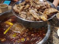 -肖肖酸萝卜鱼火锅(总店)