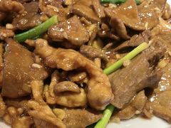 -大胡同天津菜·海肠捞饭·津门皮皮虾锅贴一绝(西姜井店)