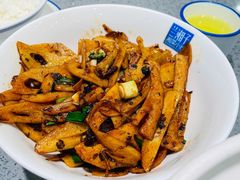 梅干菜炒莲藕-兰湘子·湘菜小炒(民乐园店)