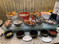 -怡豪大饭店·银顶旋转餐厅