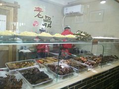 -老鼎万春卤菜(鹭湖宫8区店)
