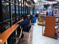 -全家便利店(天目山路三店)