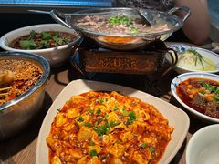 -肖四女乐山跷脚牛肉(世博源店)