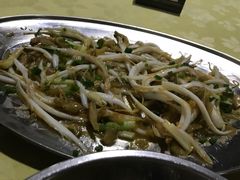 -辉记虾塘海鲜农庄