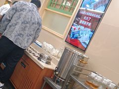 -啊美丽炭火烤肉(滑翔一店)