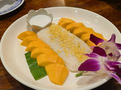 -Dang restaurant (patong phuket)