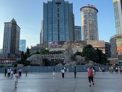 -观音桥步行街
