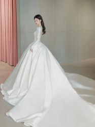 -艺憬婚纱礼服·造型(二七万达店)