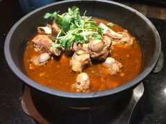 精品砂锅羊棒骨-百味源炭火烤翅 ·夜市大排档(酒仙桥店)