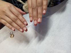 -爱空间美睫健康美甲