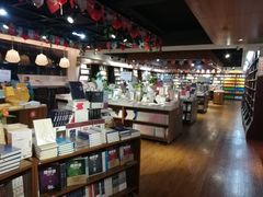 -新华书店(解放路店)