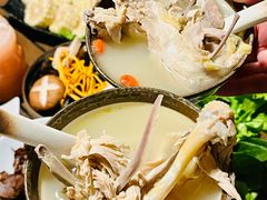 -汤宴·参须肚包鸡(南京路店)