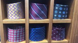 -香港威德诚洋服BESPOKE西服西装高级定制(上海湾一店)