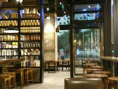大堂-星巴克(洛阳中州路王府井店)