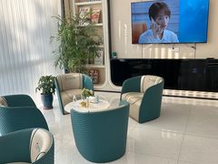 -华齿口腔·矫正种植中心(松江环城路店)
