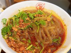 万记特色酸辣粉-万记麻辣烫国展总店