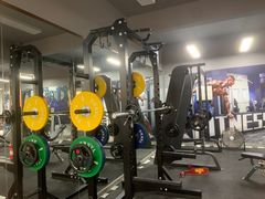 -耀恒健身(南浦地铁店)