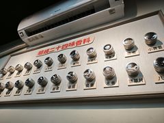 -明姨仔潮汕美食·碳炉猪脚·汕尾牛腩饭·起片鸡煲(起义路店)