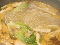 -野山舂·贵州现舂酸汤牛肉(东山店)