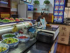 自助取餐区-陇上全荟兰州传统牛肉面(延吉路店)