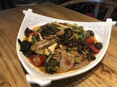 -兔槽江湖菜·重庆璧山兔(水围店)