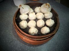 灌汤小笼-大龙汤包