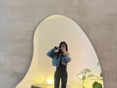 -洪小鹏生活美学馆(领SHOW天地店)