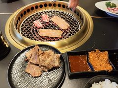 -極屋鮨牛 · 烧肉酒场(时代C馆店)